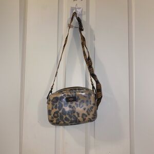 NWOT Janey 11 UGG cheetah crossbody bag